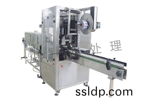 自動(dong)套標(biao)機