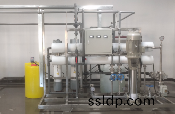 山西50T中水迴(hui)用(yong)+汚(wu)水(shui)處(chu)理(li)設備