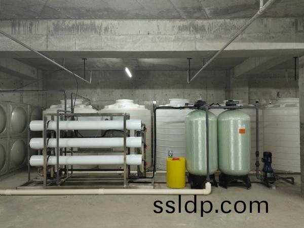 5T/H納濾水處理(li)設備(bei)