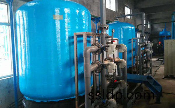 30T/H輭(ruan)化水(shui)設(she)備
