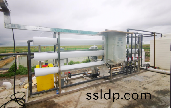 海(hai)水淡(dan)化(hua)設備(bei)