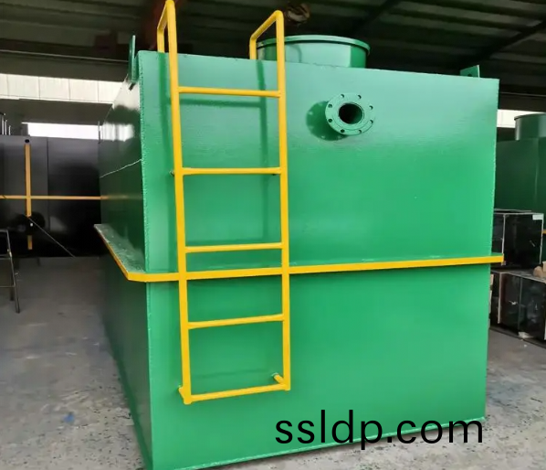 小(xiao)型一(yi)體(ti)化工業(ye)廢水(shui)處理(li)