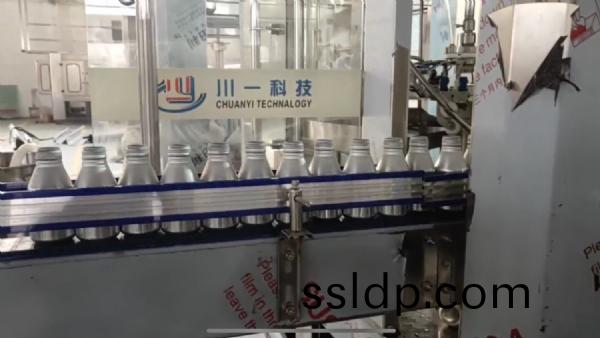 聊城(cheng)富(fu)氫(qing)水灌(guan)裝設(she)備