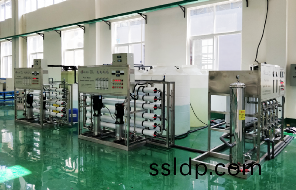 中(zhong)水(shui)迴(hui)用(yong)係(xi)統