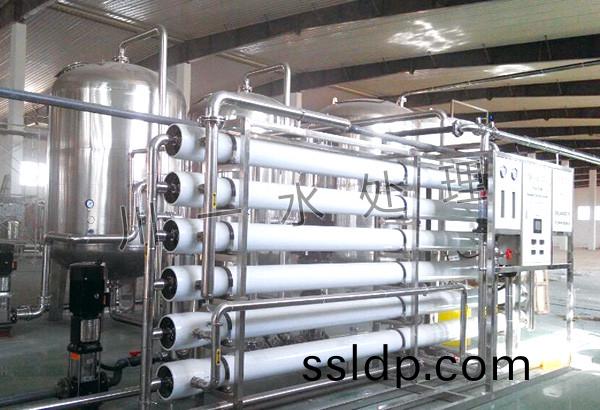 【川(chuan)一股(gu)份(fen)】30T/H反滲透設備(bei)安(an)裝(zhuang)調試完成