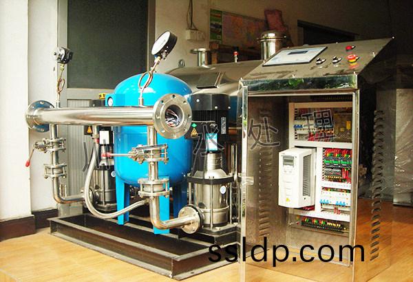 恆(heng)壓(ya)供(gong)水設(she)備