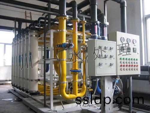 30T/h超(chao)濾(lv)設(she)備(bei)